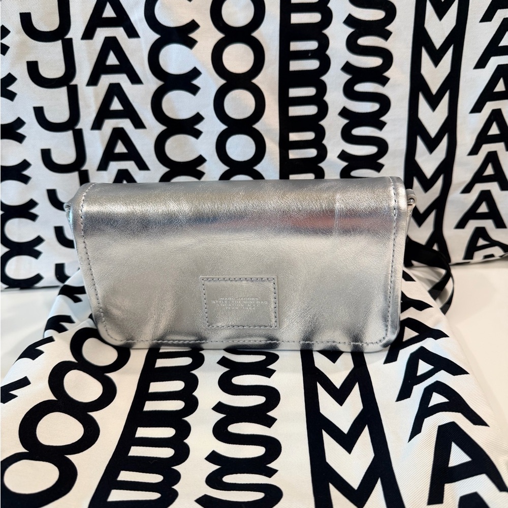 Marc Jacobs Silver Mini Bag - Picture 2 of 9